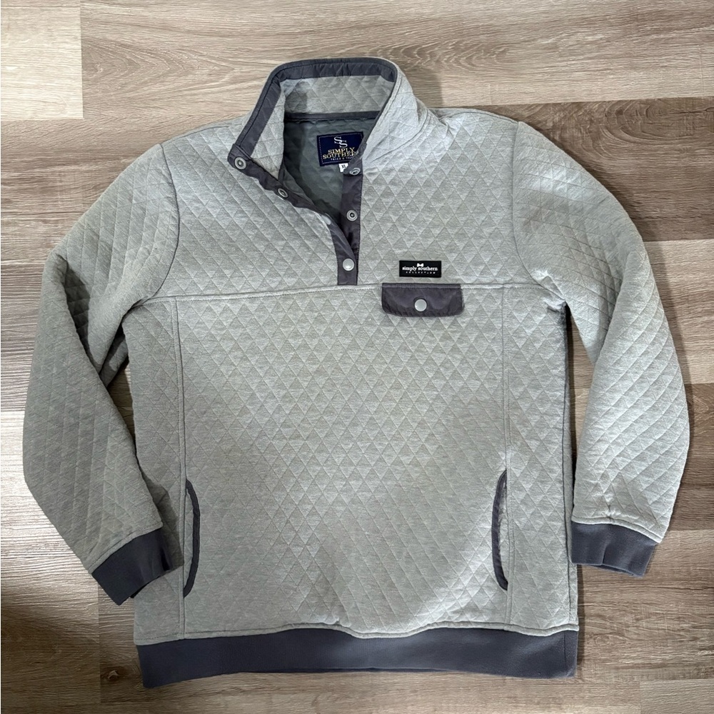 Simply Southern Quilted Pullover in Gray